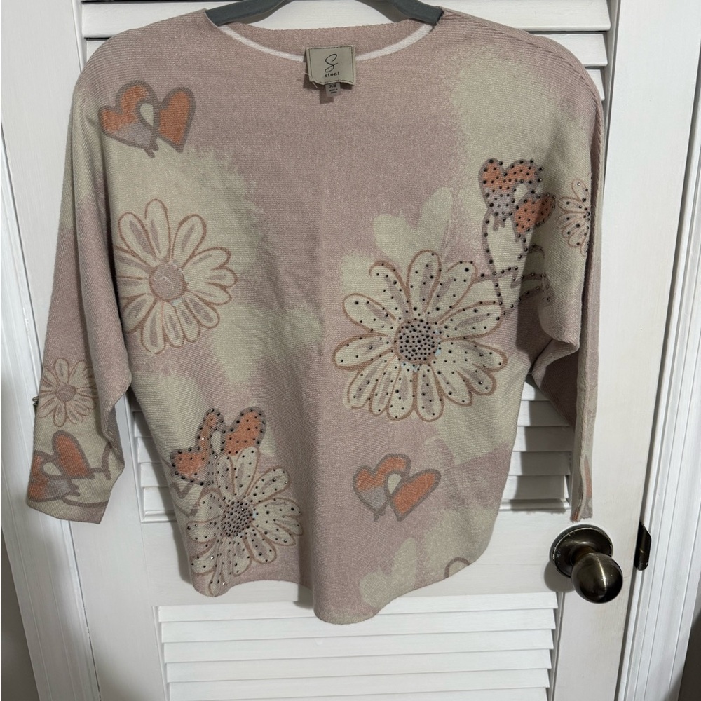 Bloomingdale’s knit 3/4 sleeve sweater - Picture 4 of 4
